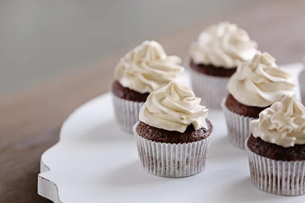 Tasty sweet cupcakes — Stock Photo, Image