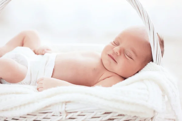 Neugeborenes Mädchen — Stockfoto