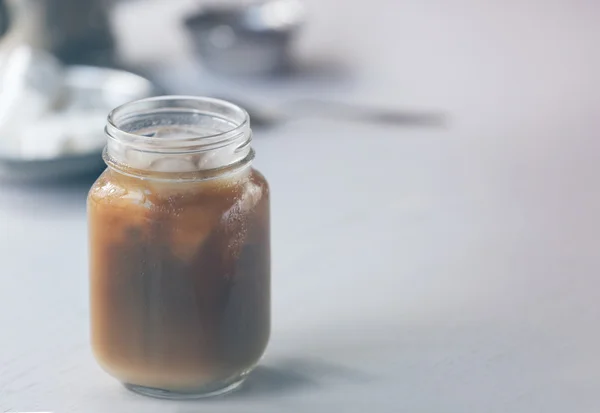 Ledová káva ve sklenici — Stock fotografie
