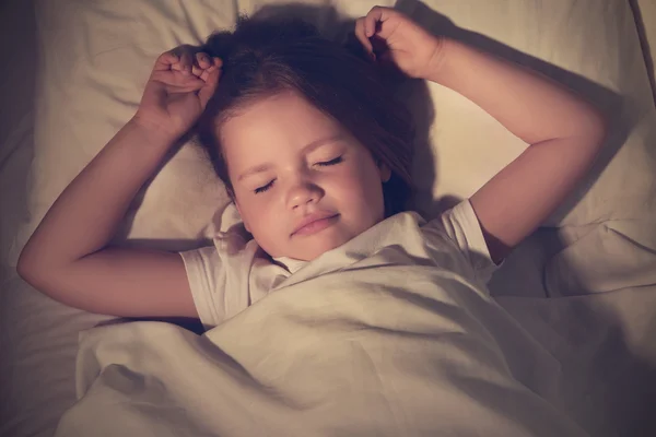 Adorável menina dormindo — Fotografia de Stock