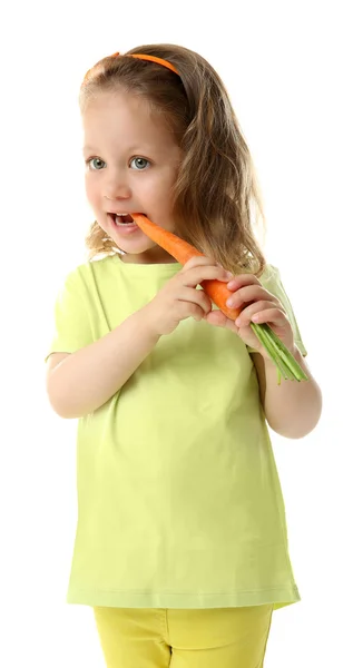 美丽的女孩吃胡萝卜 — 图库照片