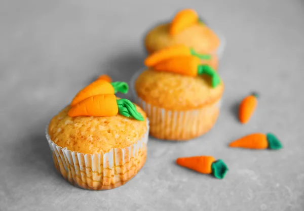 Carrot muffins on  background — Stock Photo, Image