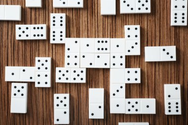 Yığın tablo üzerinde Domino