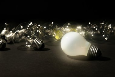 Grey elektrik ampulleri