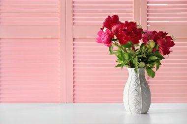 güzel Şakayık çiçekleri