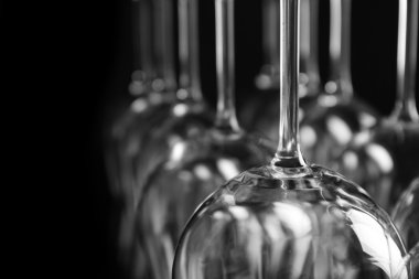 boş şarap bardakları