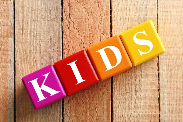 Color word KIDS — Stock Photo, Image