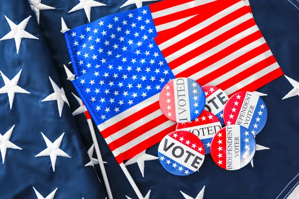 American vote badges on national flag — Stock Photo, Image