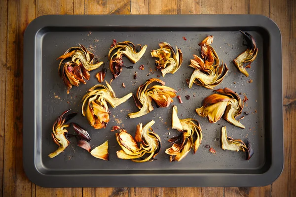 Baked artichokes with spices — Stock Photo, Image