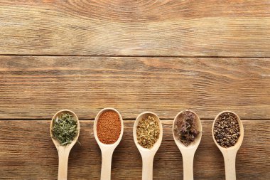 Kurutulmuş şifalı otlar ve tohum