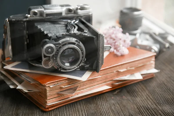 Oldtimer-Fotos mit Kamera — Stockfoto