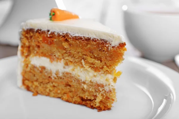 Délicieux gâteau aux carottes — Photo