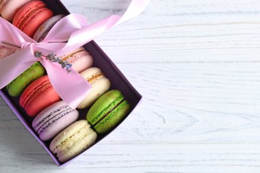 farklı renkli macaroons