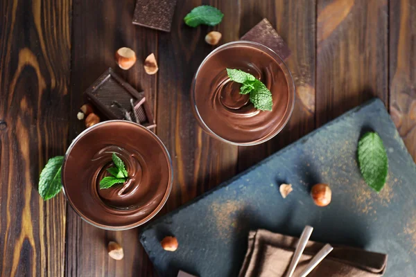 Mousse de chocolate com hortelã — Fotografia de Stock