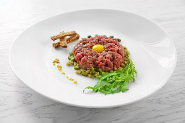 Lezzetli biftek tartar 