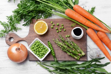 Taze havuç ve baharatlar ile sebze