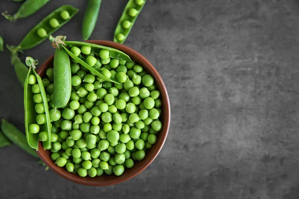 Guisantes verdes frescos — Foto de Stock