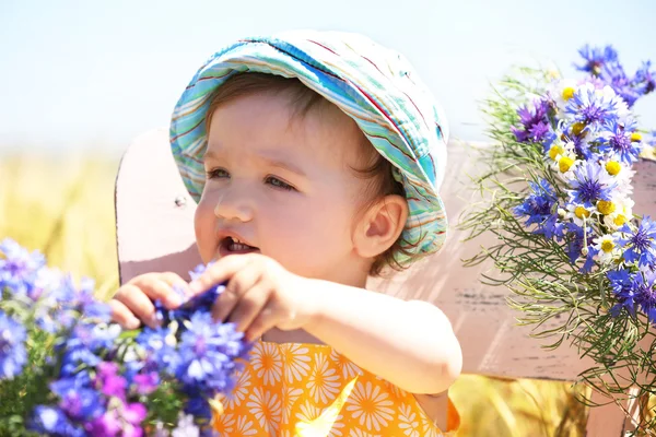 Linda niña — Foto de Stock