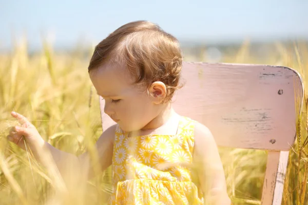 Bayi perempuan cantik — Stok Foto