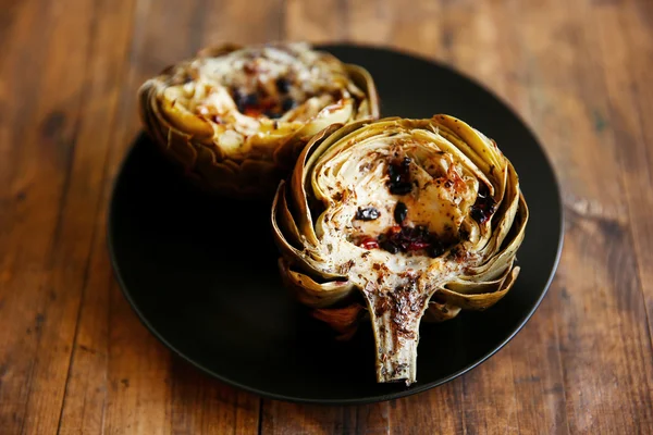 Alcachofas al horno con especias — Foto de Stock