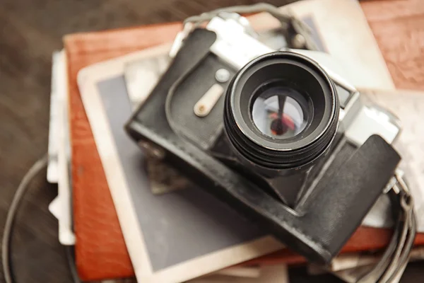 Vintage foto's en camera — Stockfoto