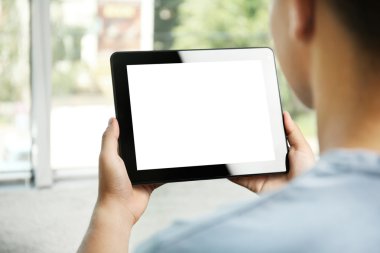 Delikanlı ile becerikli alet