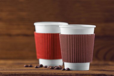 Kağıt bardak kahve 