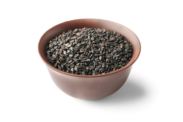 Семена кунжута, изолированные на белом
