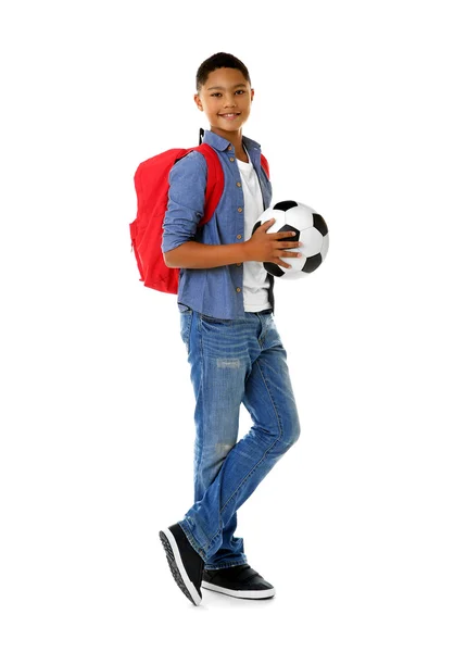 Menino afro-americano com bola de futebol — Fotografia de Stock