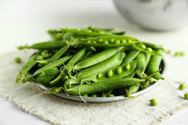 Guisantes verdes frescos —  Fotos de Stock