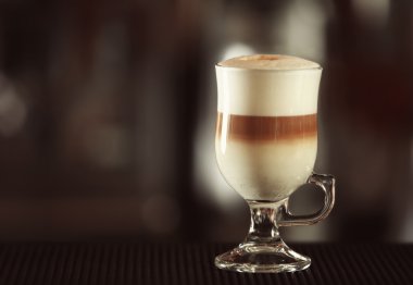 Latte bulanık Bar 
