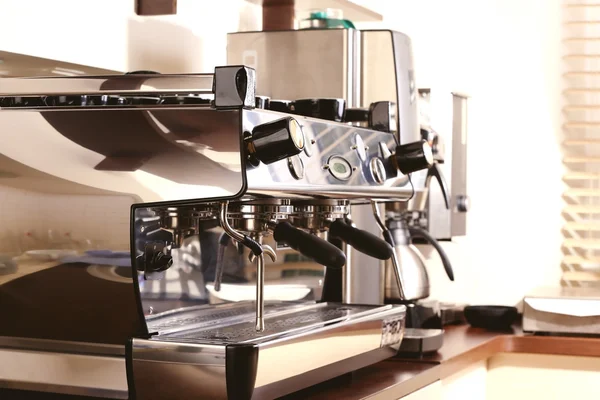 Modern coffee machine — Stock Photo, Image