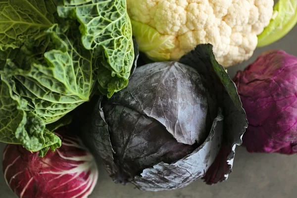Different kinds of fresh cabbage — Stock Photo, Image