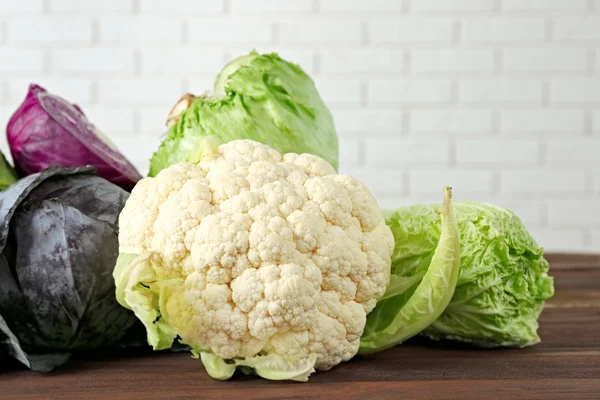 Different kinds of fresh cabbage — Stock Photo, Image