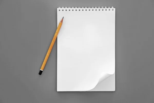 Blank notebook and pencil — Stock Photo, Image