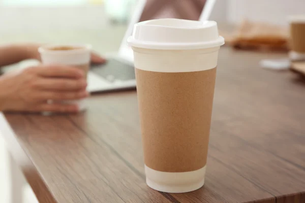 Tasse de café en papier — Photo