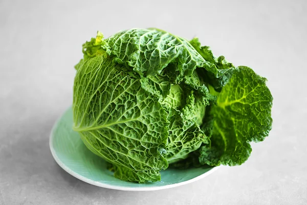 Fresh Savoy cabbage — Stock Photo, Image