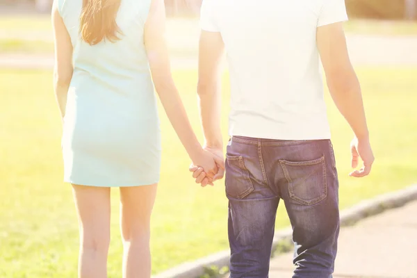 Couple holding hands — Stock Photo, Image