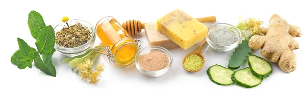 Natürliche Inhaltsstoffe für die Hautpflege — Stockfoto