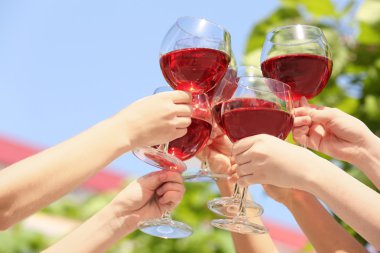 Erkek tungur makara eller