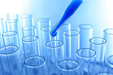 Mavi örnek bırakarak pipet