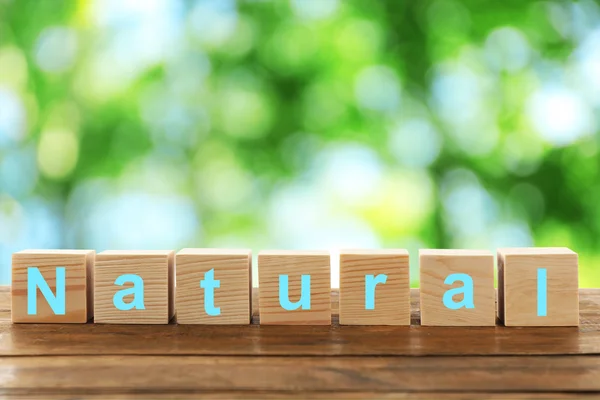 Parola naturel su blocchi di legno — Foto Stock