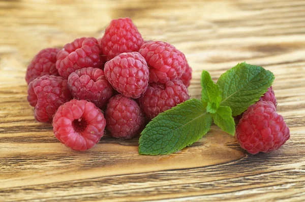 Fresh ripe raspberry — Zdjęcie stockowe
