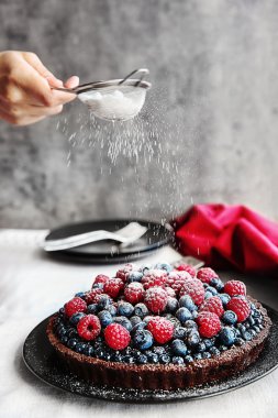 Çikolata tart dekorasyon el