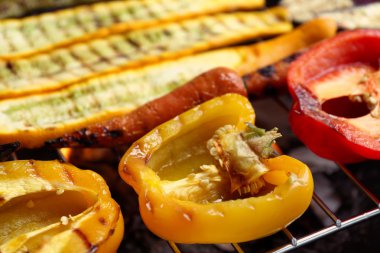 Lezzetli Kızarmış Sebzeler