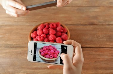 Ahududu fotoğraf çekici kadınlar