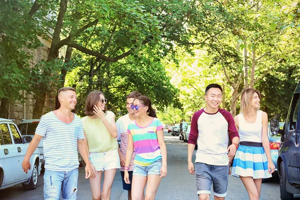 Group Happy Teenagers Street — Stock Photo, Image