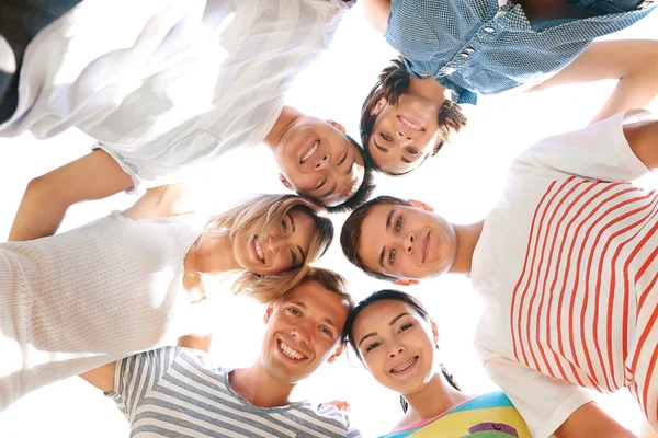 Happy Teenagers Heads Circle — Stock Photo, Image