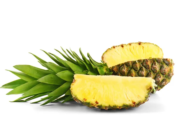 Fresh ripe pineapple — Stock Photo, Image