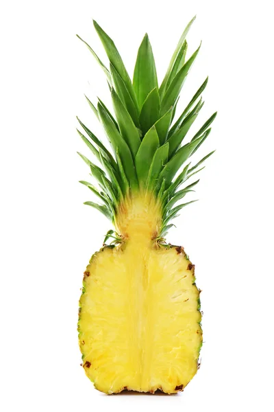 Taze ananas yarısı — Stok fotoğraf